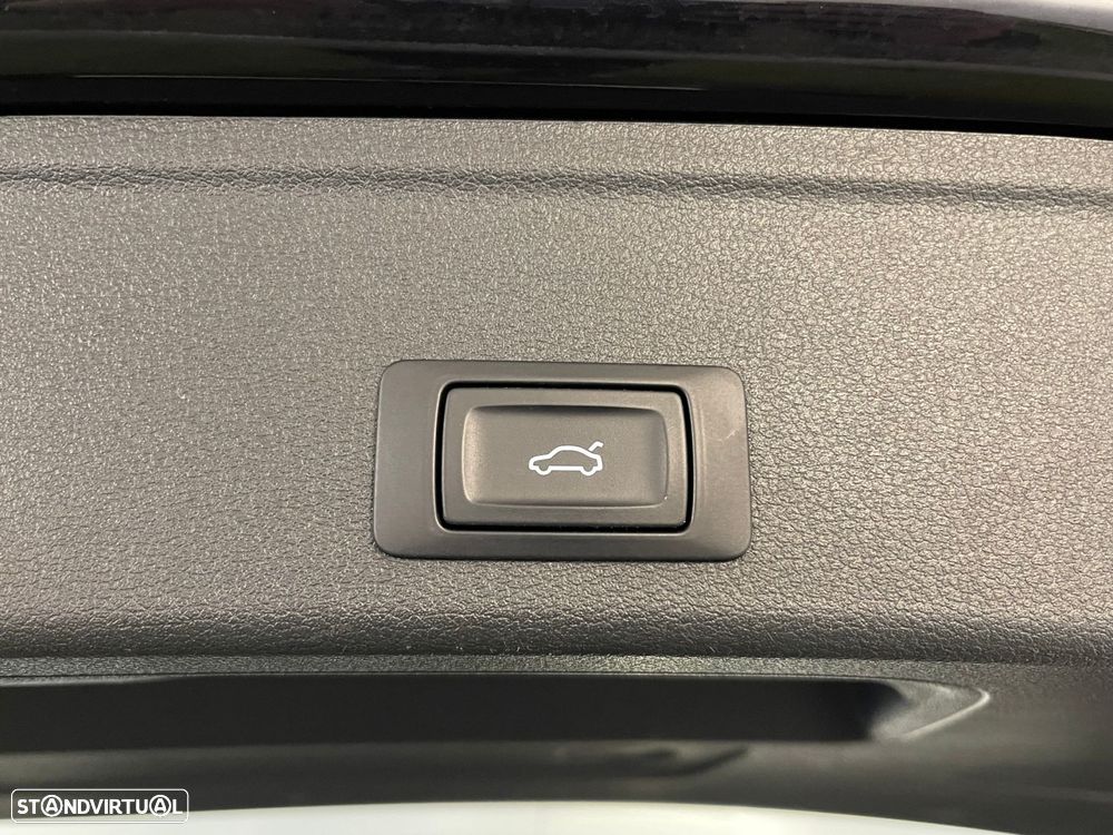 Audi A4 Avant 2.0 TDI Multitronic Advance - 33