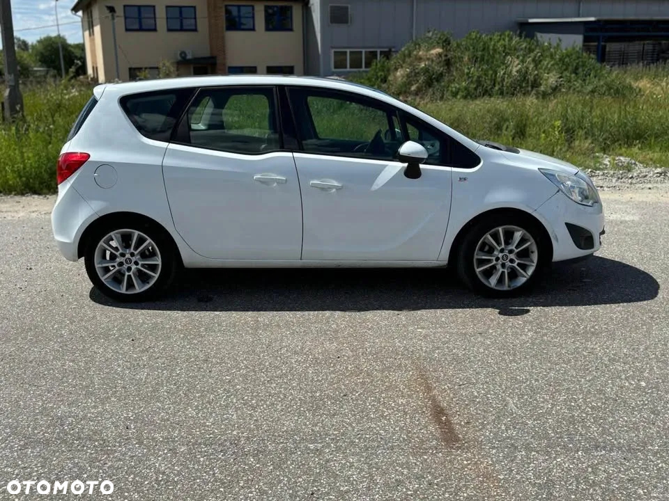 Opel Meriva - 9