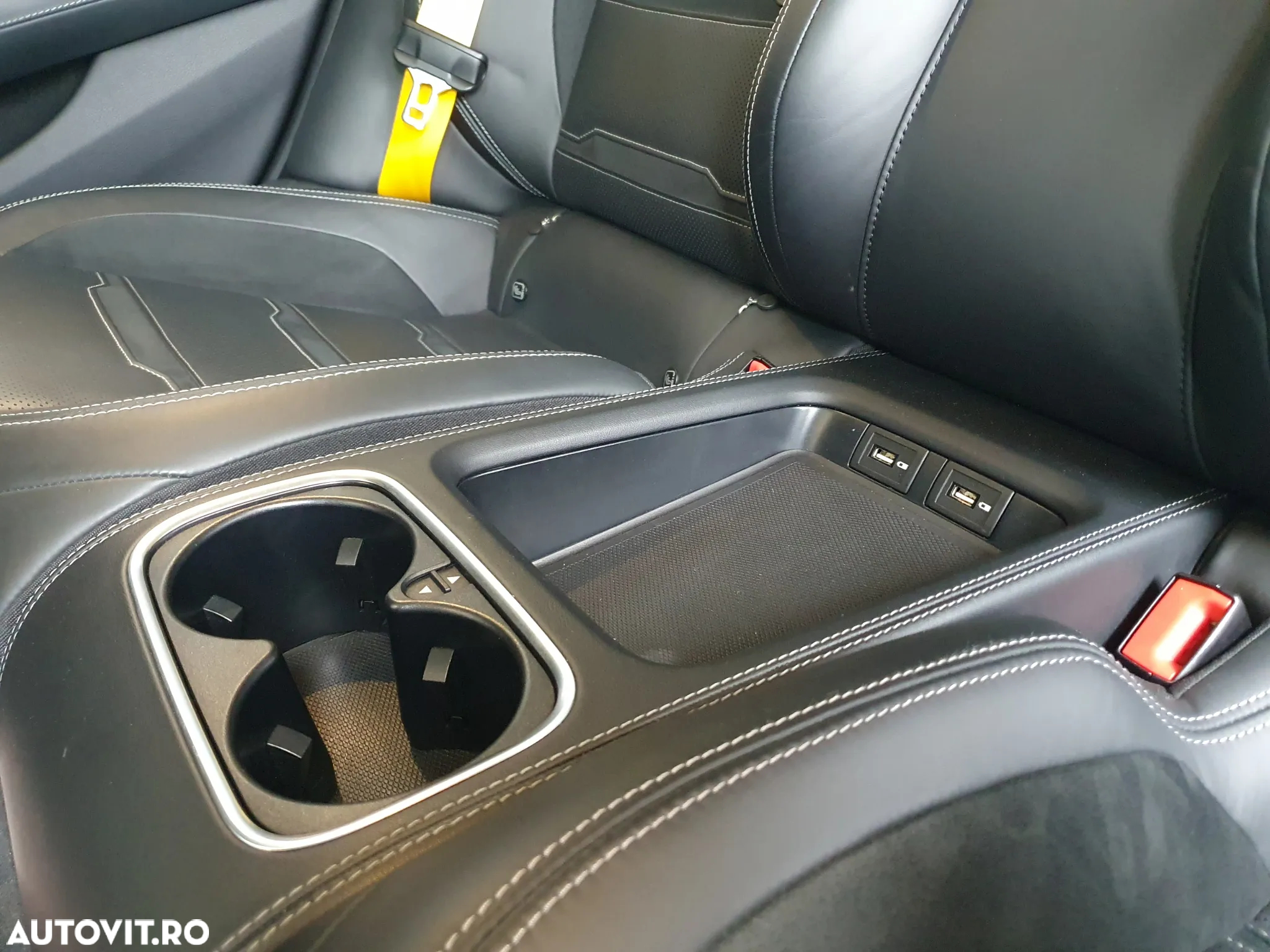Mercedes-Benz AMG GT-S 63 4MATIC+ - 24