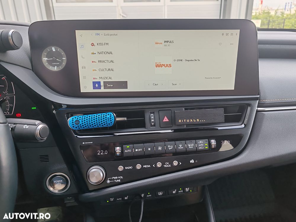 Lexus Seria ES 300h Executive - 18