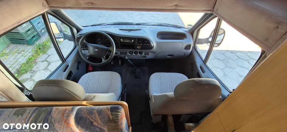 Ford Transit - 17