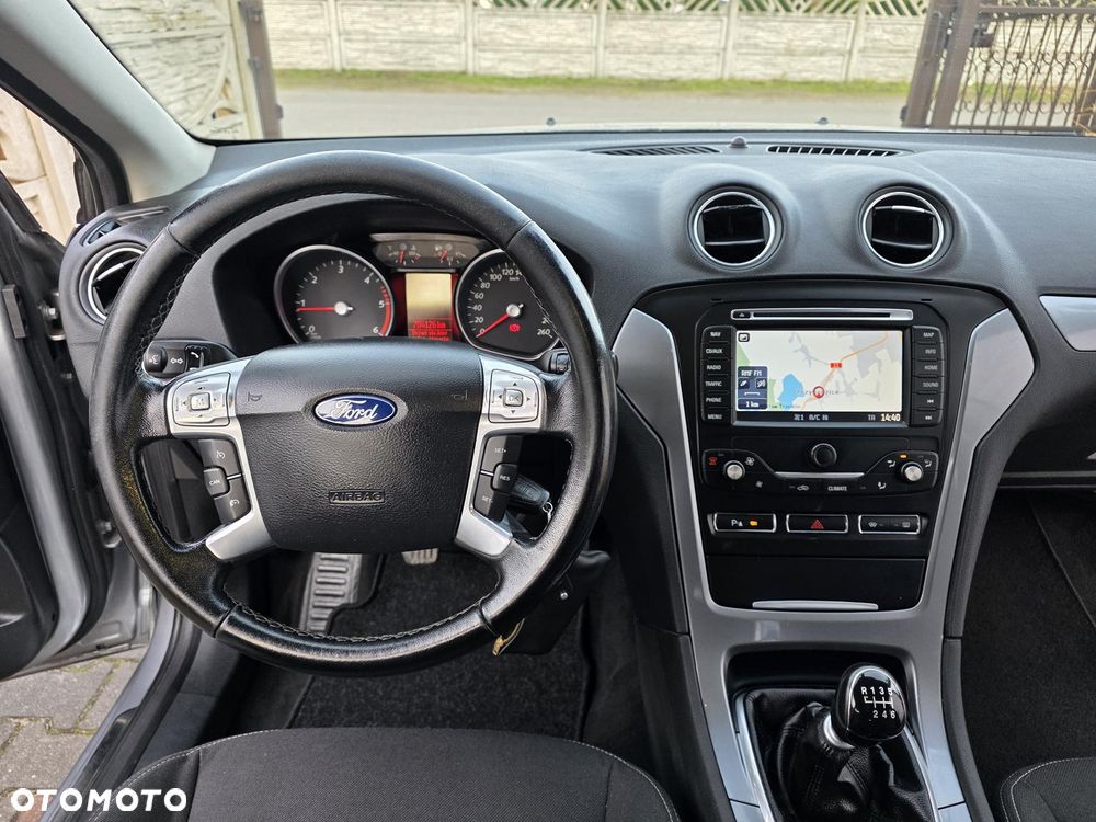 Ford Mondeo 2.0 TDCi Ambiente - 36