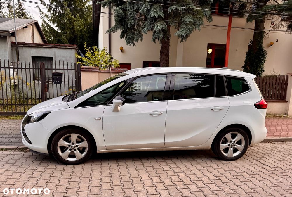 Opel Zafira Tourer 2.0 CDTI Automatik Edition - 4
