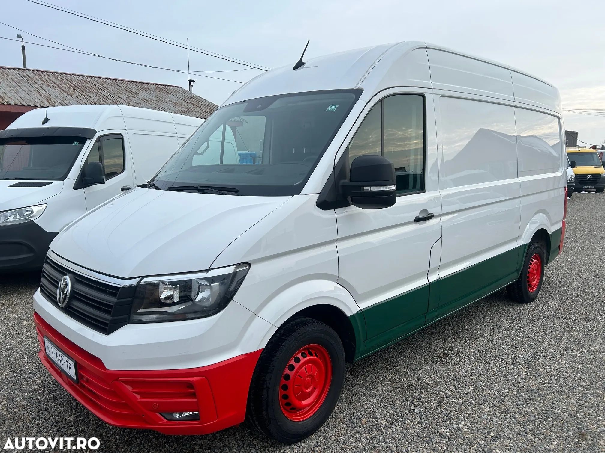 Volkswagen Crafter - 1