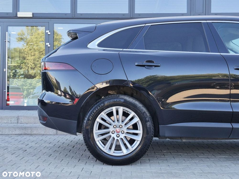 Jaguar F-Pace 25d AWD Prestige - 8