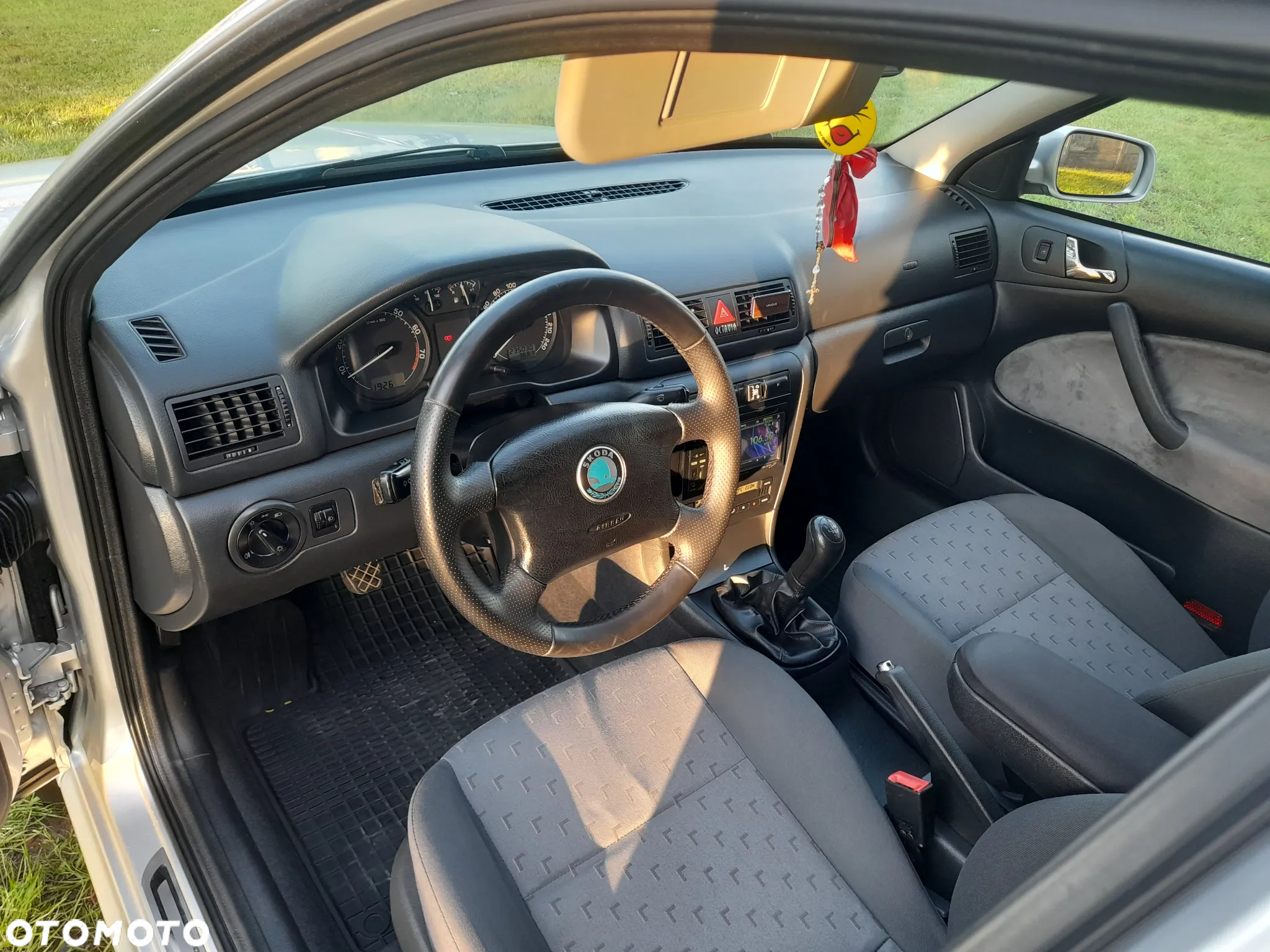 Skoda Octavia 1.6 Tour - 9
