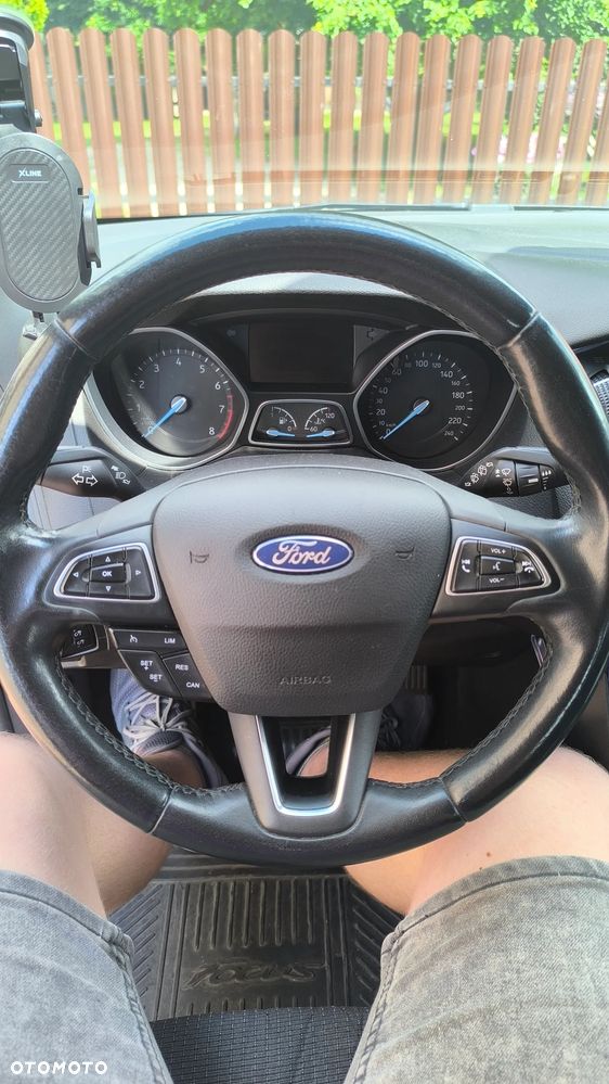 Ford Focus - 10