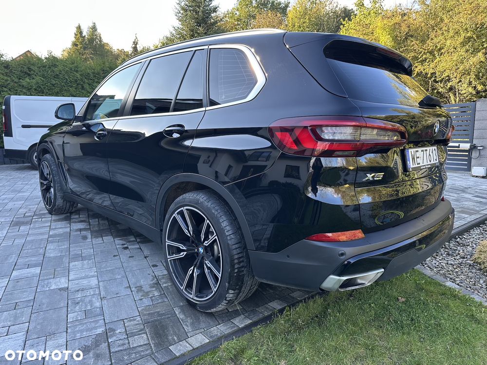 BMW X5 xDrive40i - 12