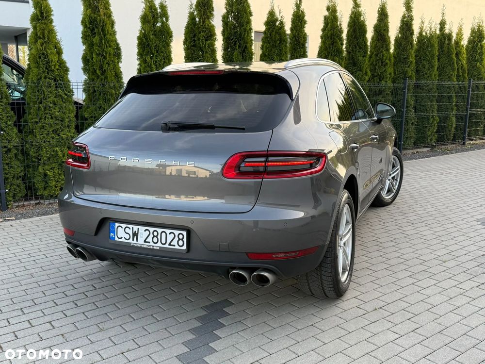 Porsche Macan - 16