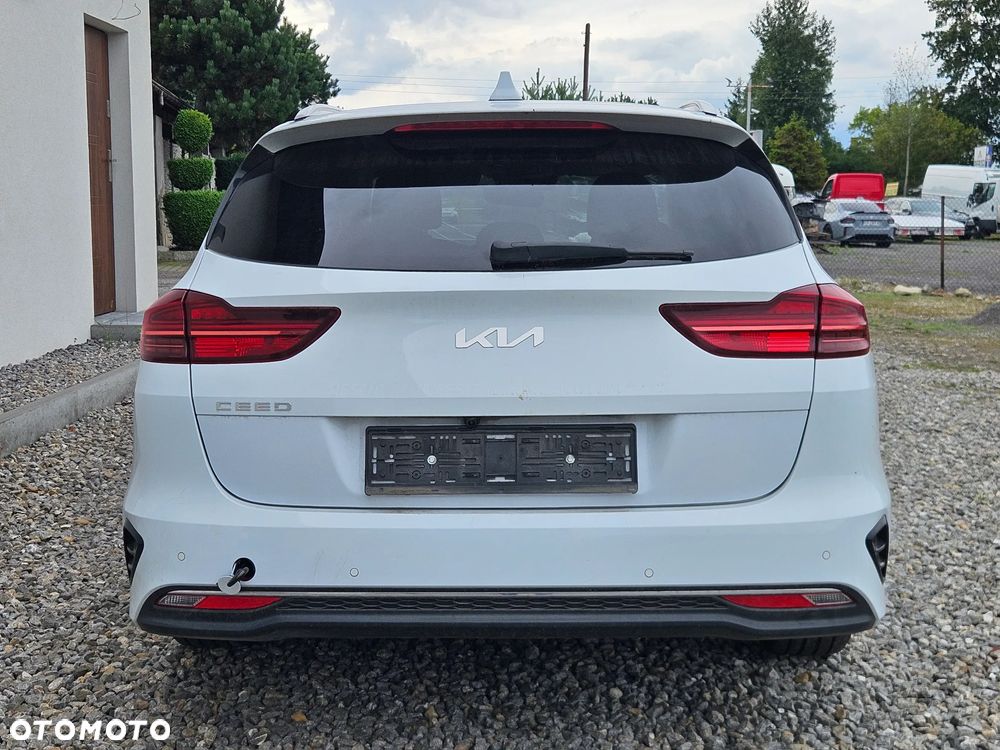 Kia Ceed 1.5 T-GDI DCT7 OPF Spirit - 5