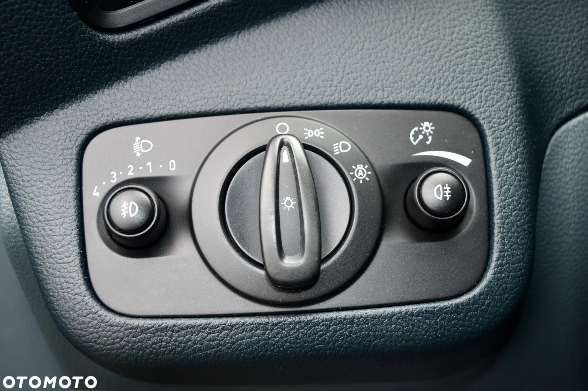 Ford C-MAX - 27