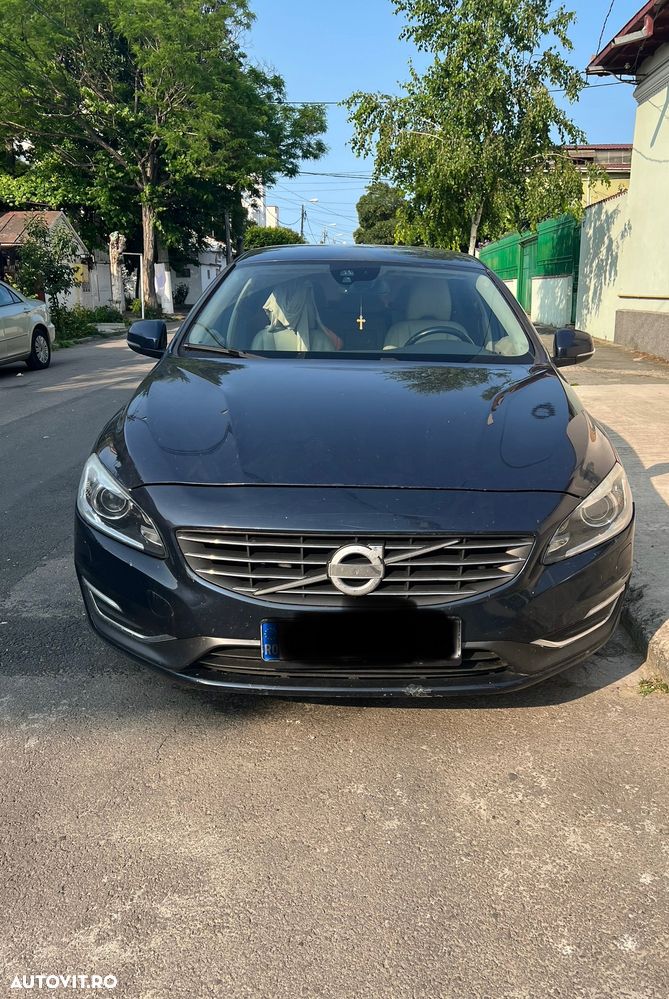 Volvo S60 - 1