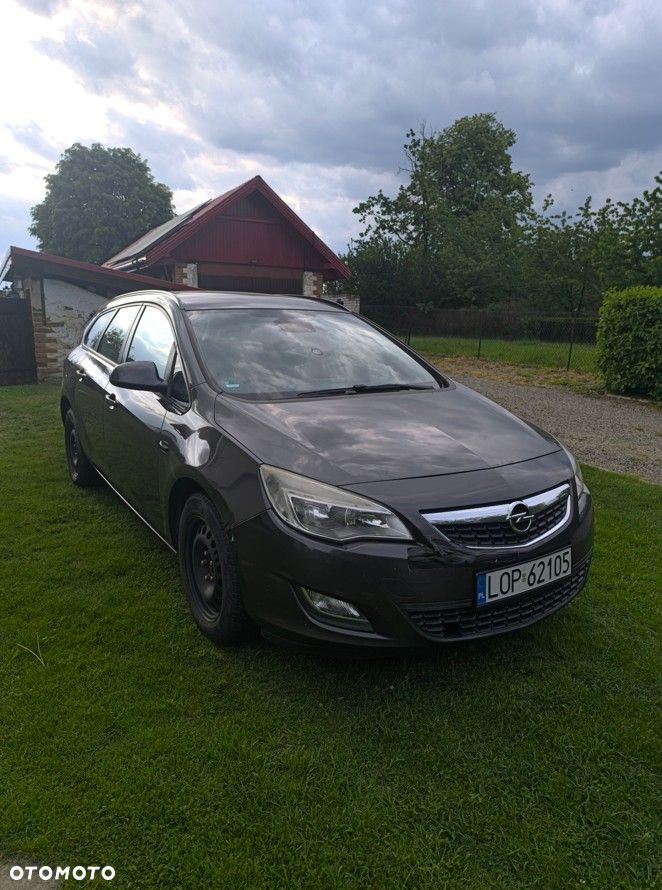 Opel Astra 1.7 CDTI Cosmo - 1