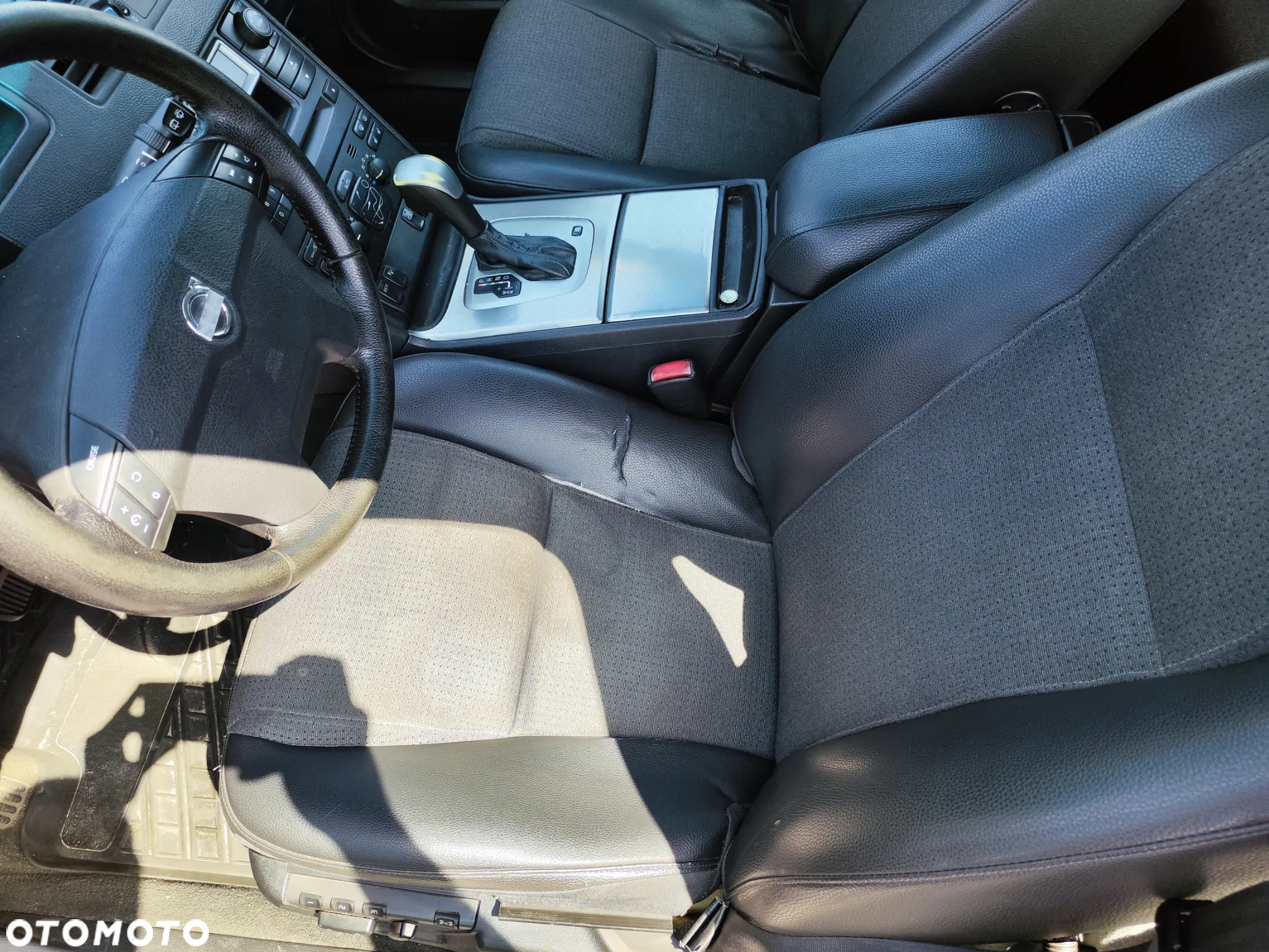 Volvo XC 90 2.5T Momentum - 11