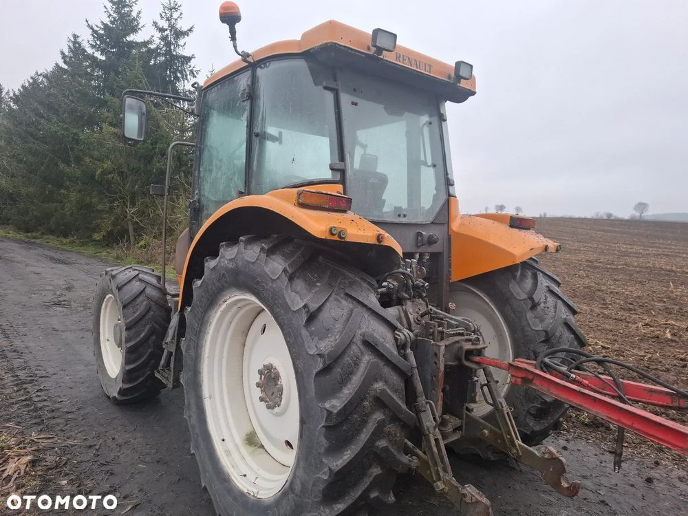 Renault Ares 550 - 12