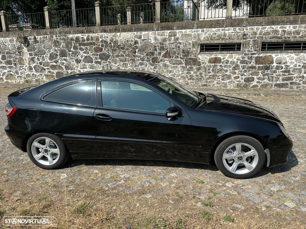Mercedes-Benz C 220 CDi Sport Coupé Evolution AMG - 13
