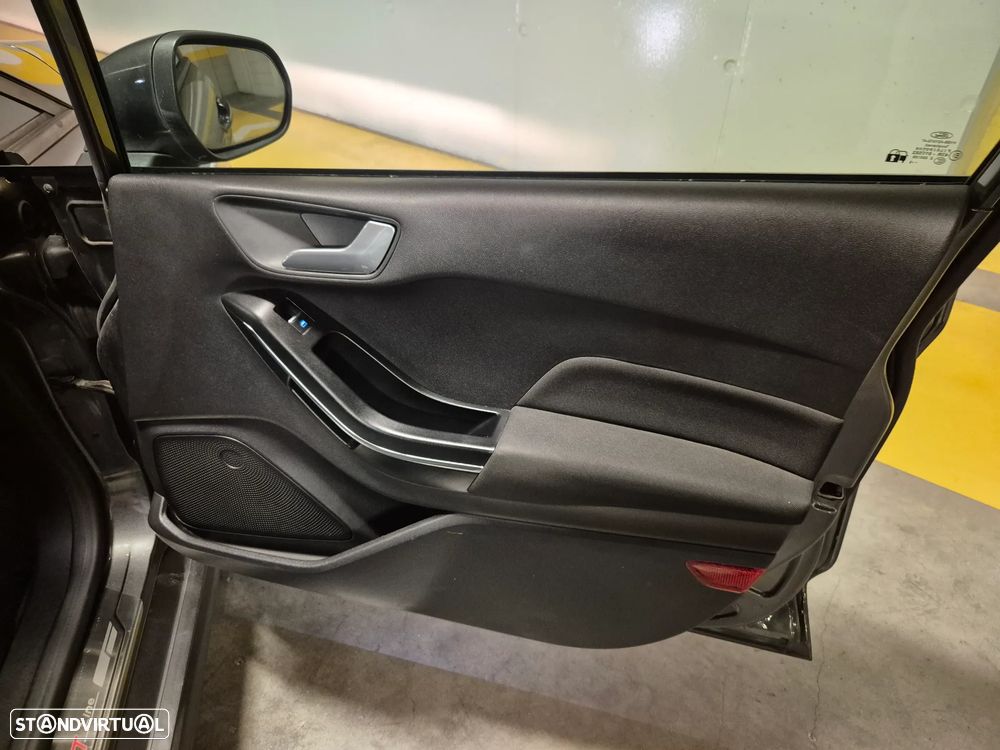 Ford Fiesta 1.0 EcoBoost ST-Line - 40