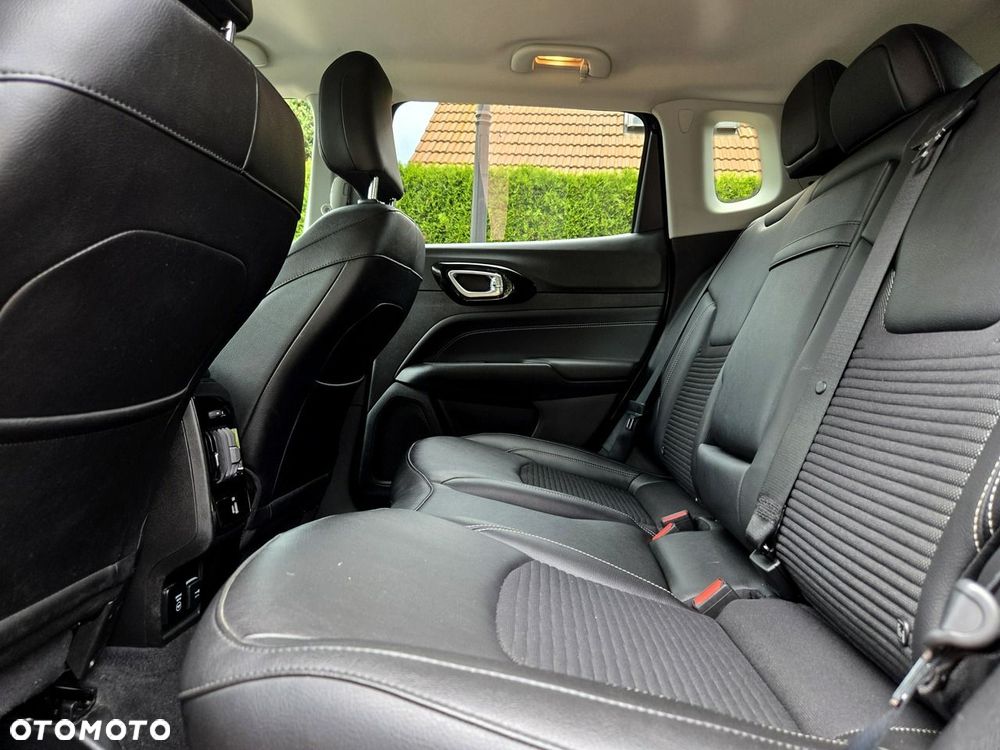 Jeep Compass 1.3 TMair Limited FWD S&S DDCT - 12