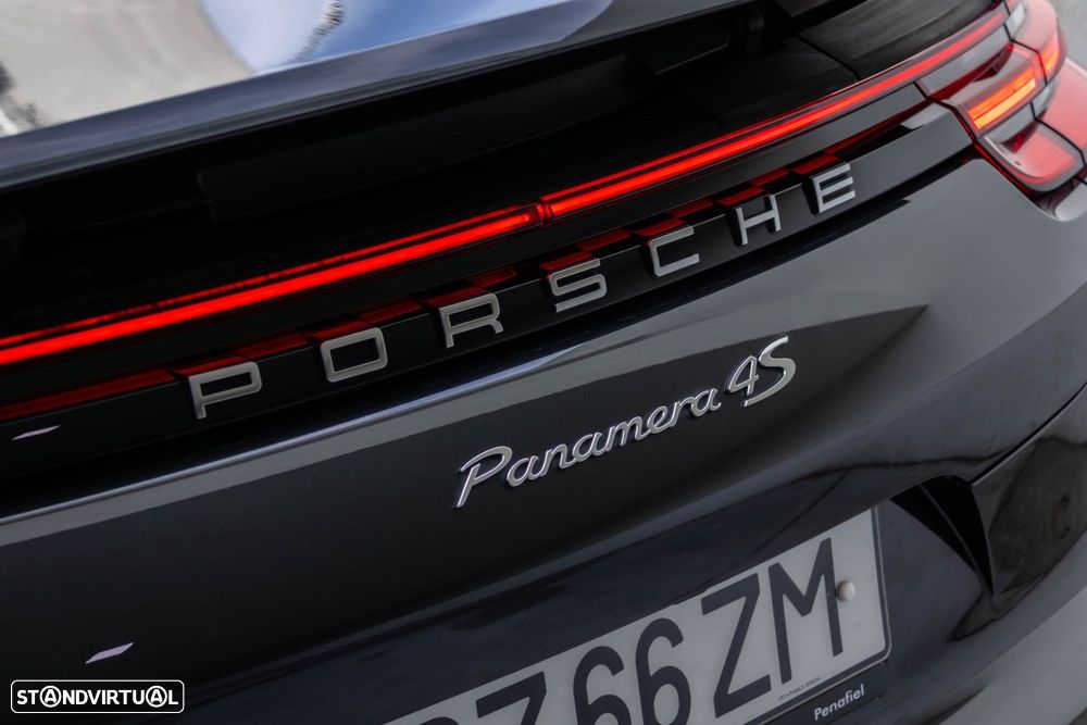 Porsche Panamera 4 S - 15