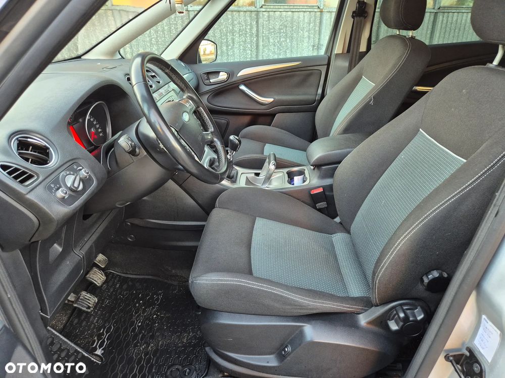 Ford S-Max 2.0 TDCi DPF Ambiente - 20