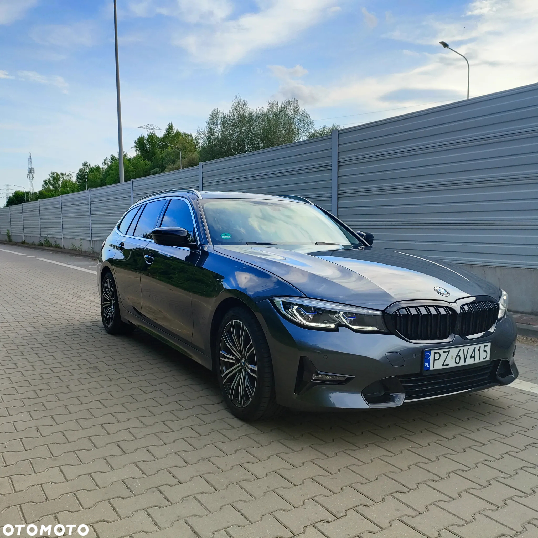 BMW Seria 3 320d Luxury Line - 2