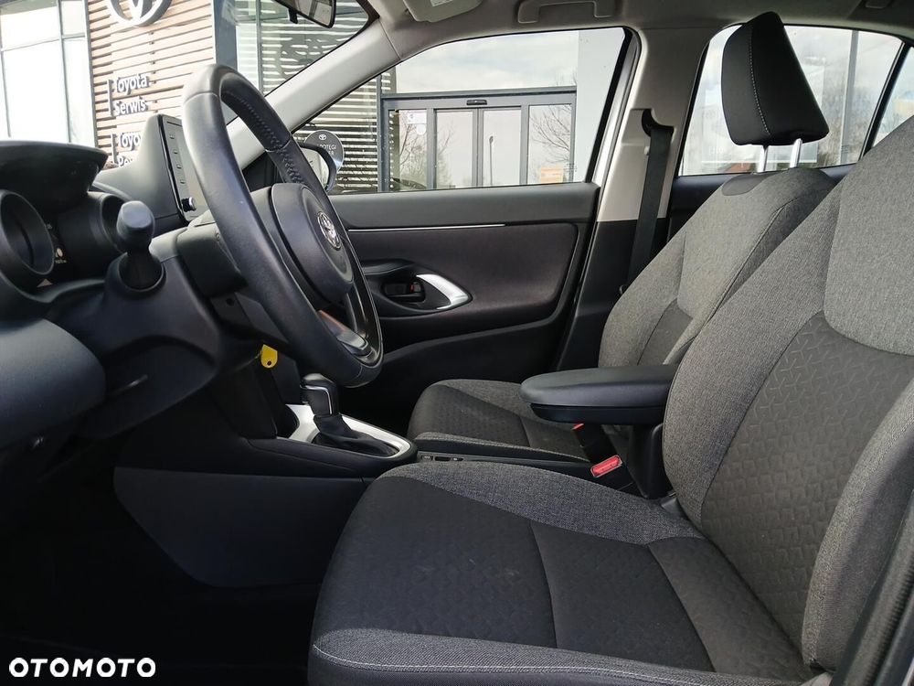 Toyota Yaris Cross Hybrid 1.5 Comfort - 16