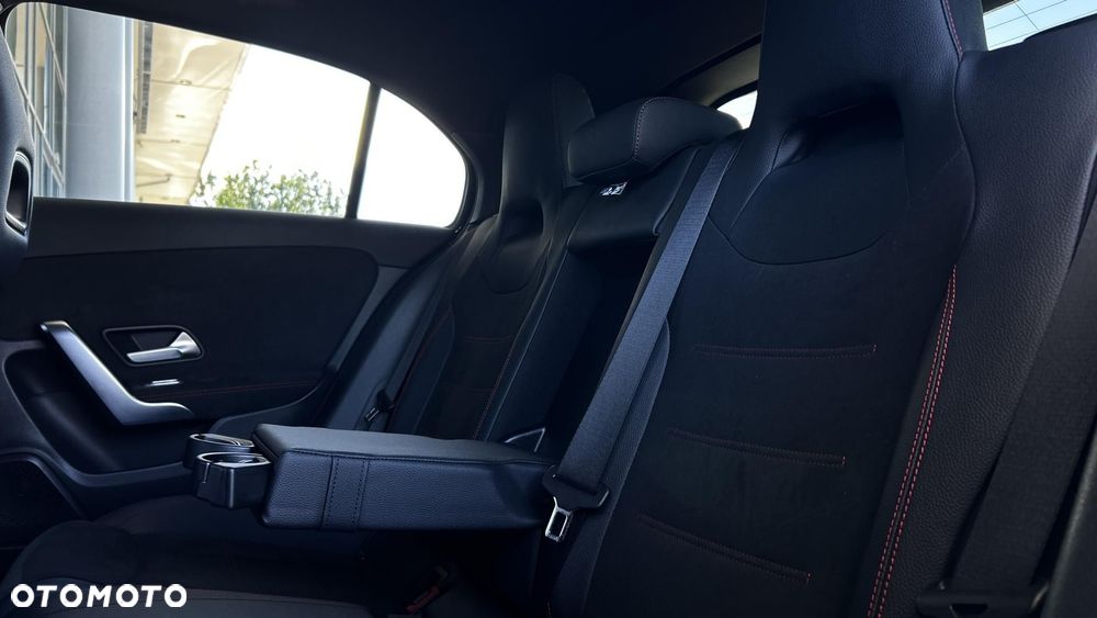 Mercedes-Benz Klasa A 220 d AMG Line 8G-DCT - 27