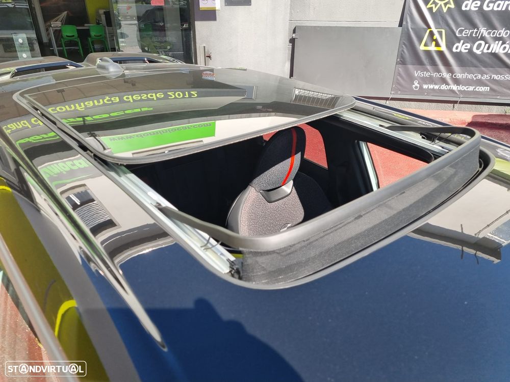 MINI 5 Portas Cooper Premium Plus JCW Auto - 14