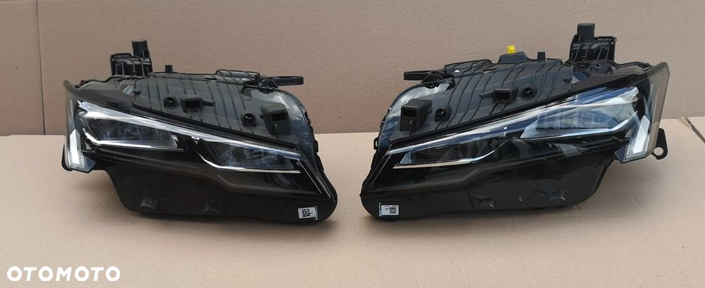 REFLEKTOR LAMPA LEWA PEUGEOT 308 T10 OD 2021 MATRIX - 2