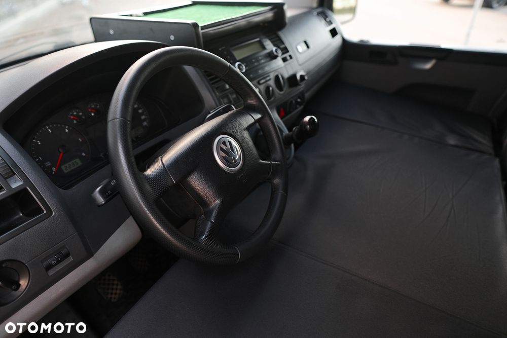 Volkswagen Transporter - 23