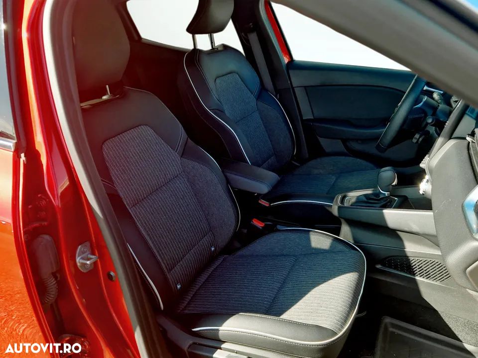 Mitsubishi Colt - 13