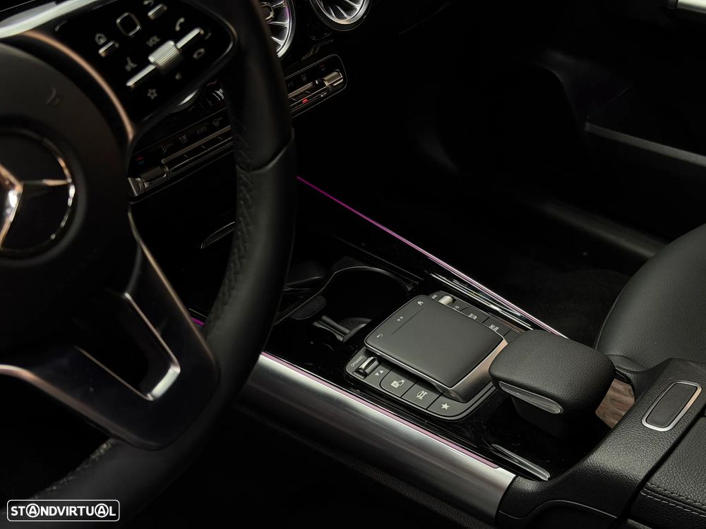 Mercedes-Benz EQA 300 4Matic Progressive - 10