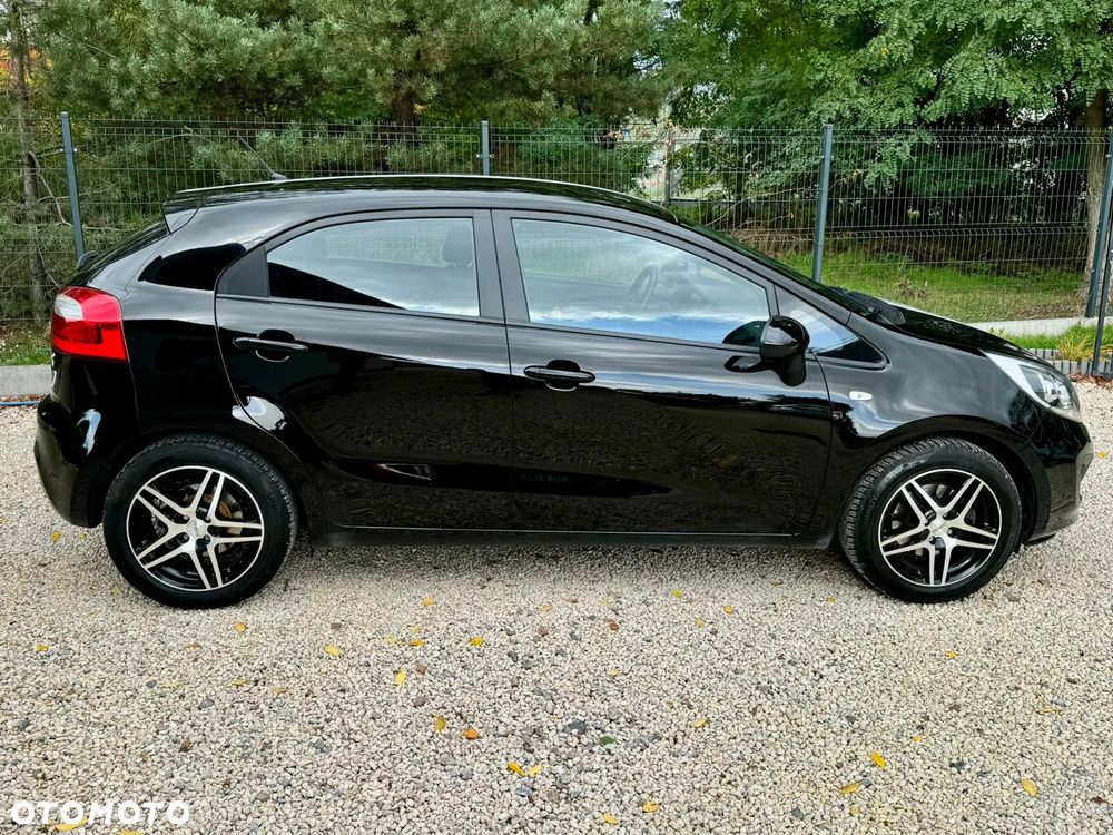 Kia Rio - 7