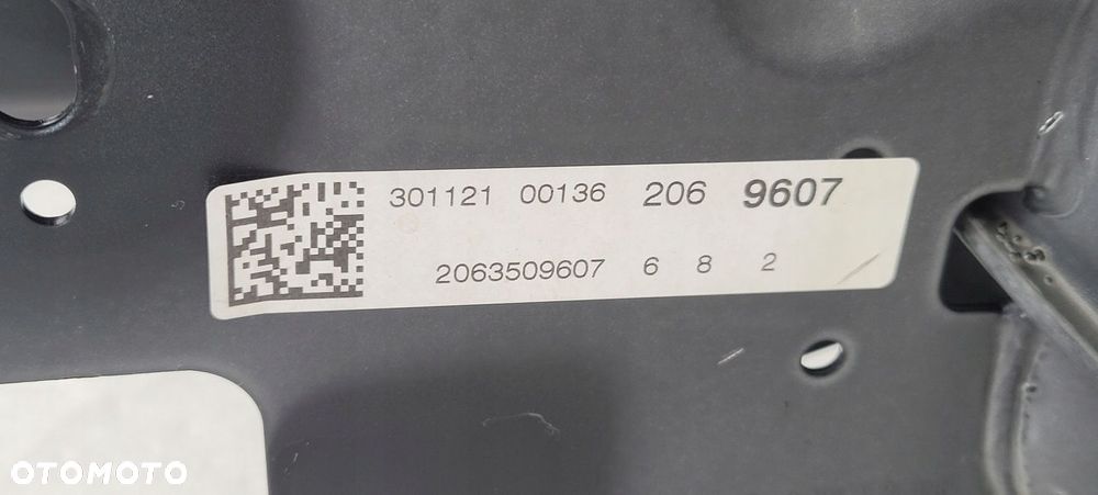 SANKI WÓZEK KOŁYSKA TYŁ MERCEDES C-KLASA W206 2021- - 7