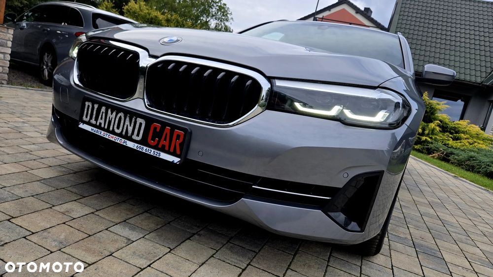 BMW Seria 5 520i Luxury Line - 4