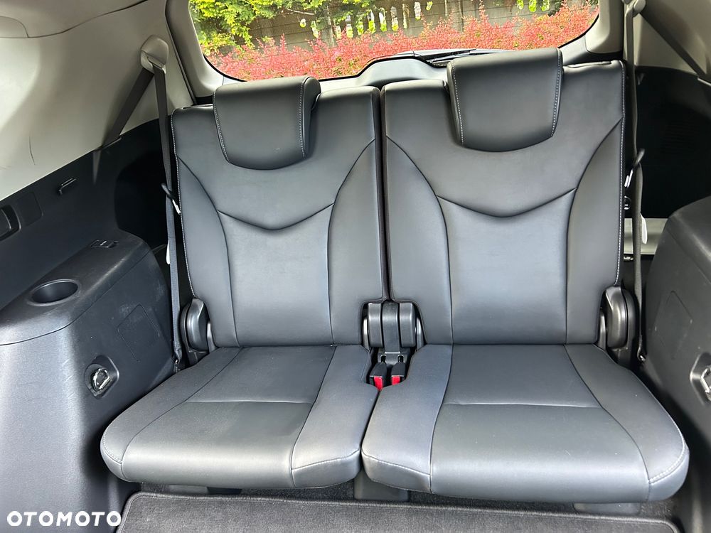Toyota Prius+ - 36