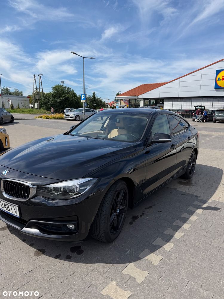 BMW Seria 3 318d Sport Line - 11