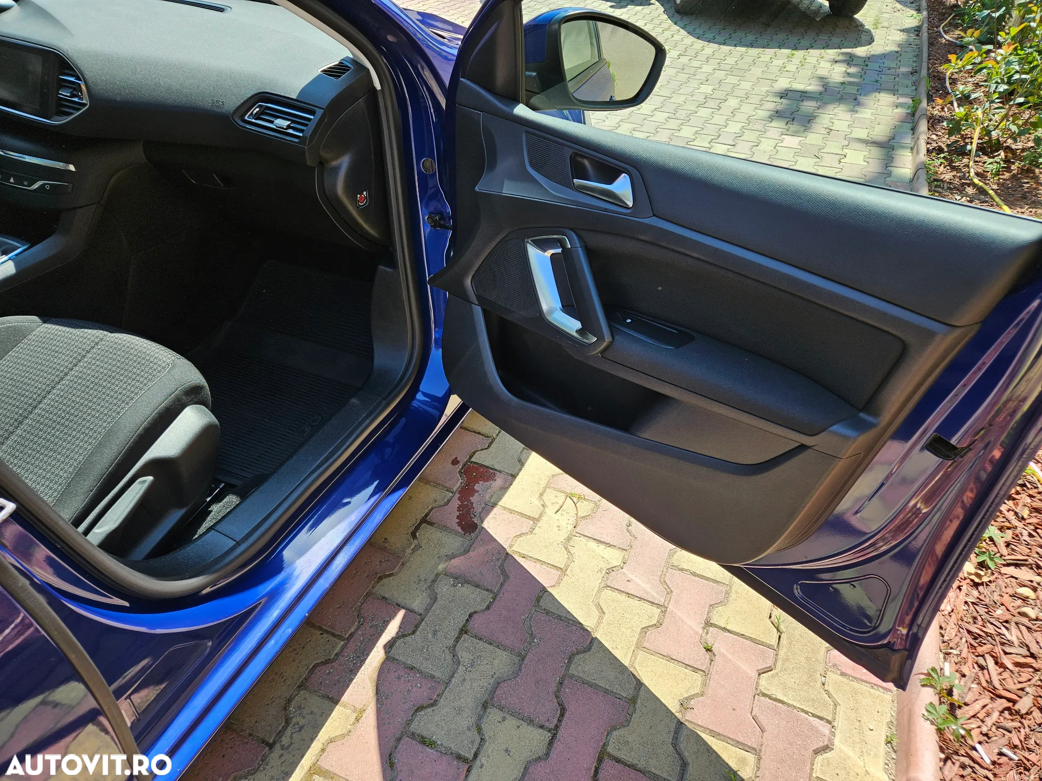 Peugeot 308 1.6 e-HDI FAP STT Active - 13