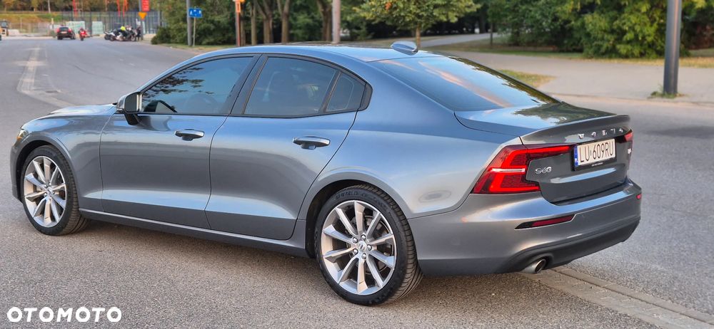 Volvo S60 - 4