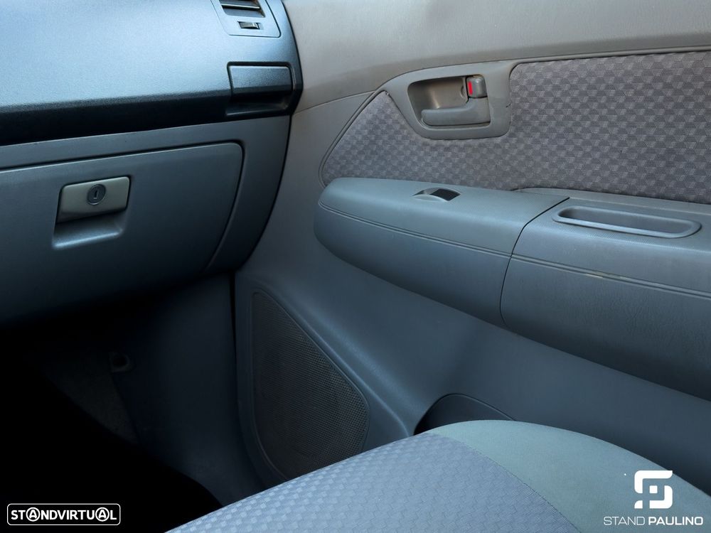 Toyota Hilux 2.5 D-4D 2WD CD - 25