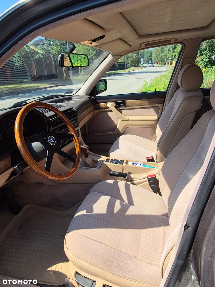 BMW Seria 7 730i - 2