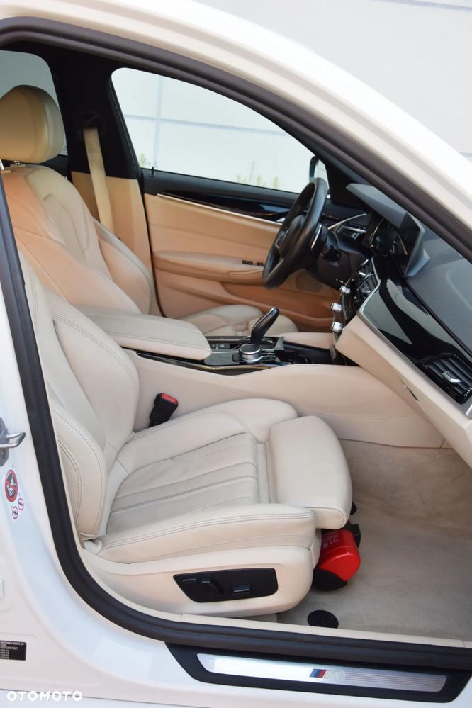 BMW Seria 5 520d xDrive Sport Line sport - 3