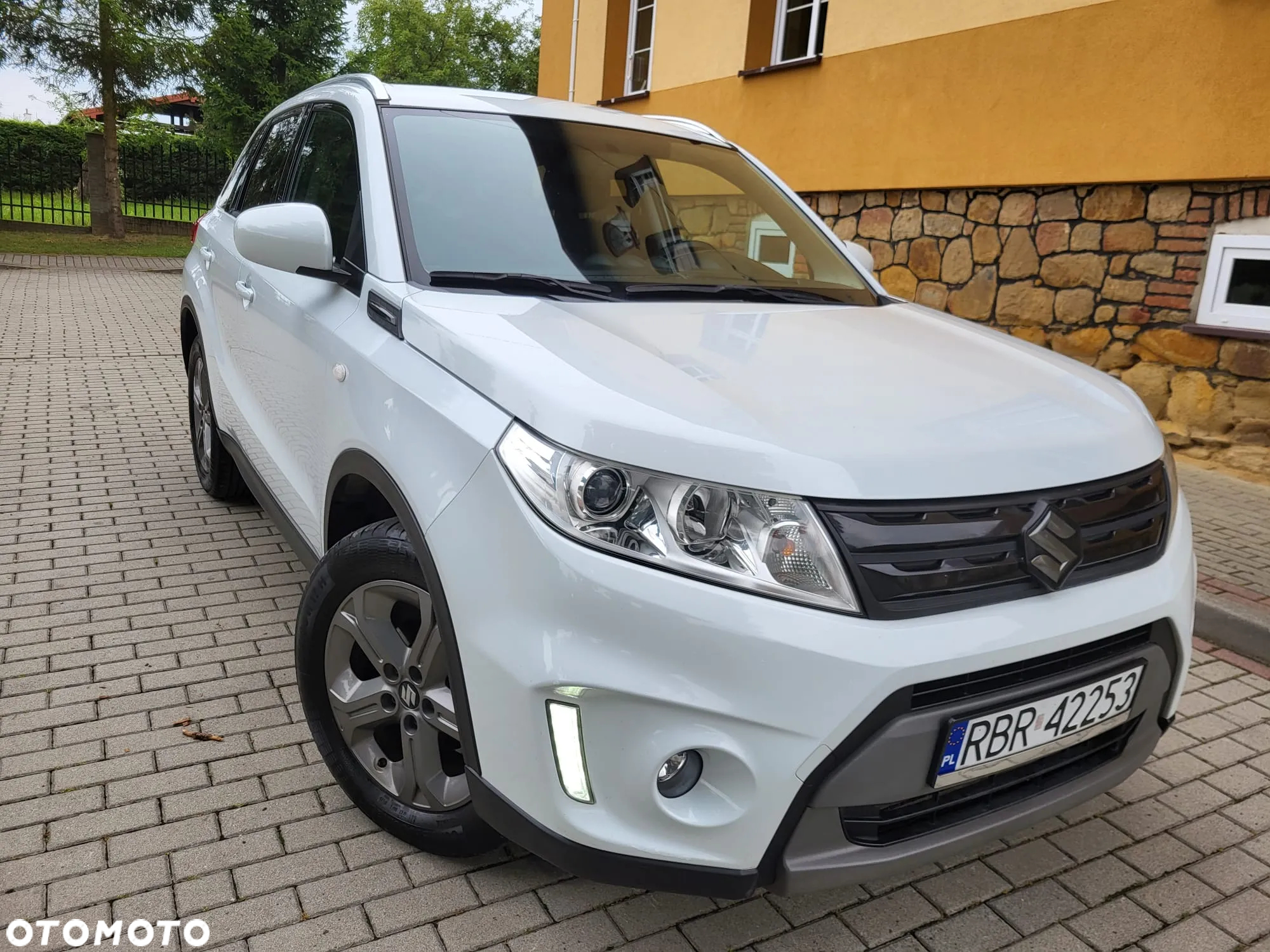 Suzuki Vitara 1.6 DDiS (4x4) Allgrip Comfort+ - 6