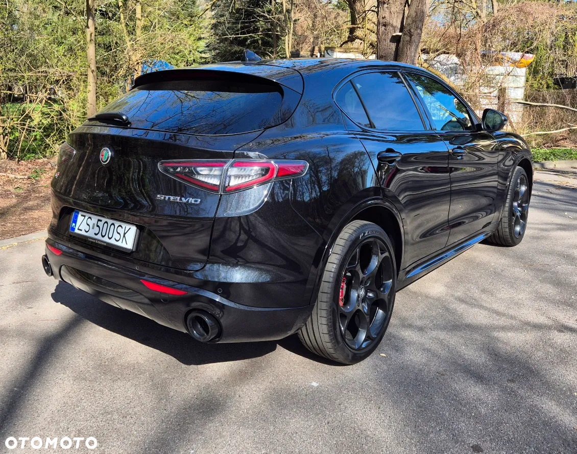 Alfa Romeo Stelvio 2.2 Diesel 16V AT8 Q4 Veloce Ti - 5