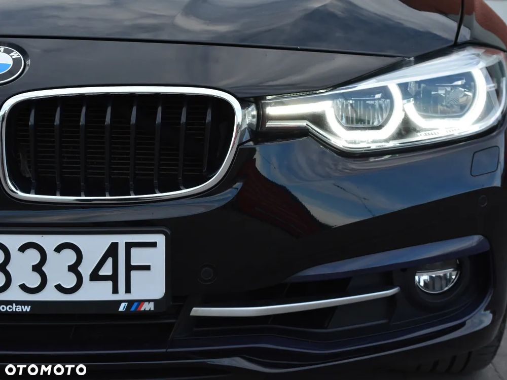 BMW Seria 3 318i Sport Line Shadow - 12