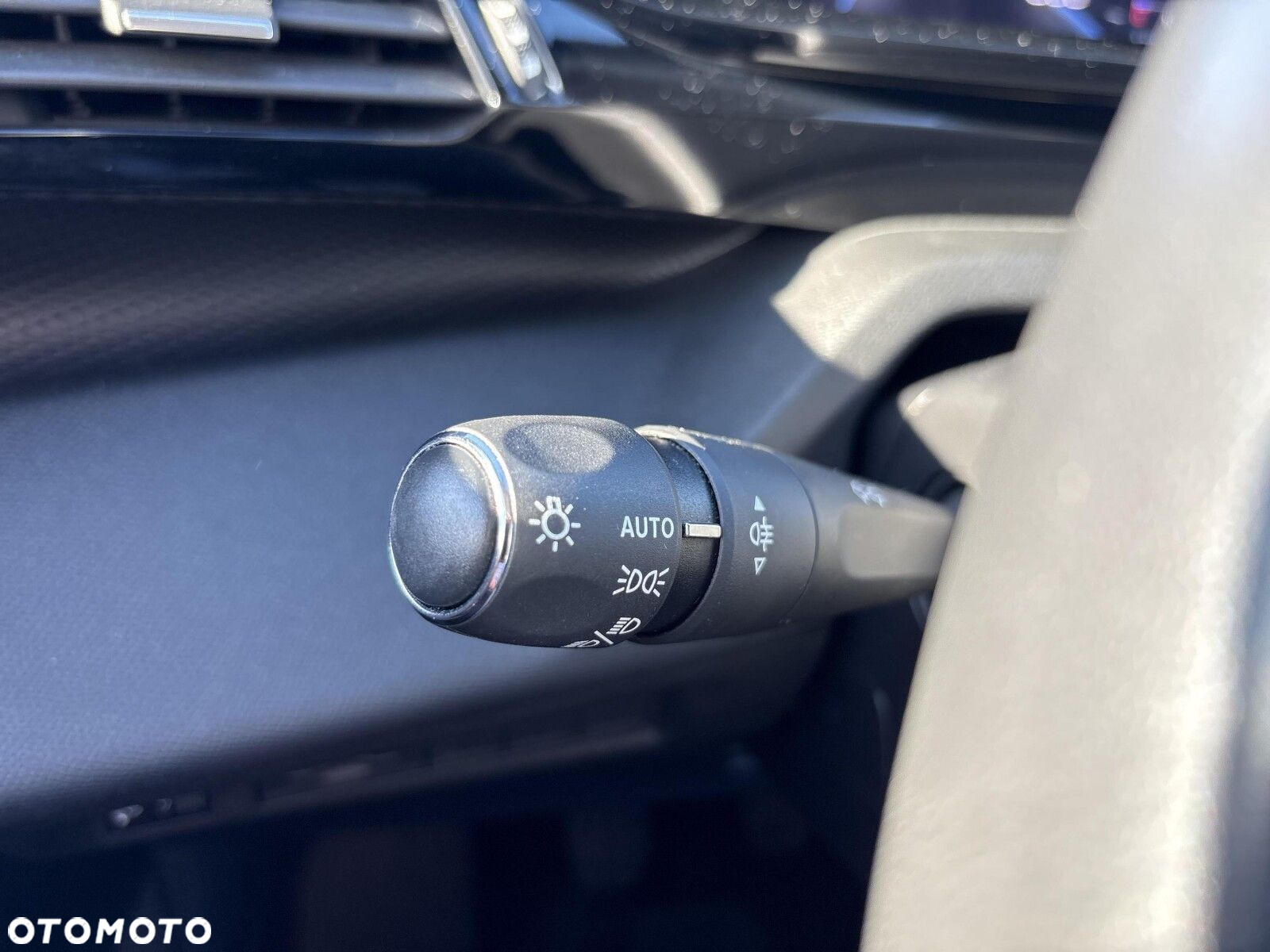 Peugeot 308 - 11