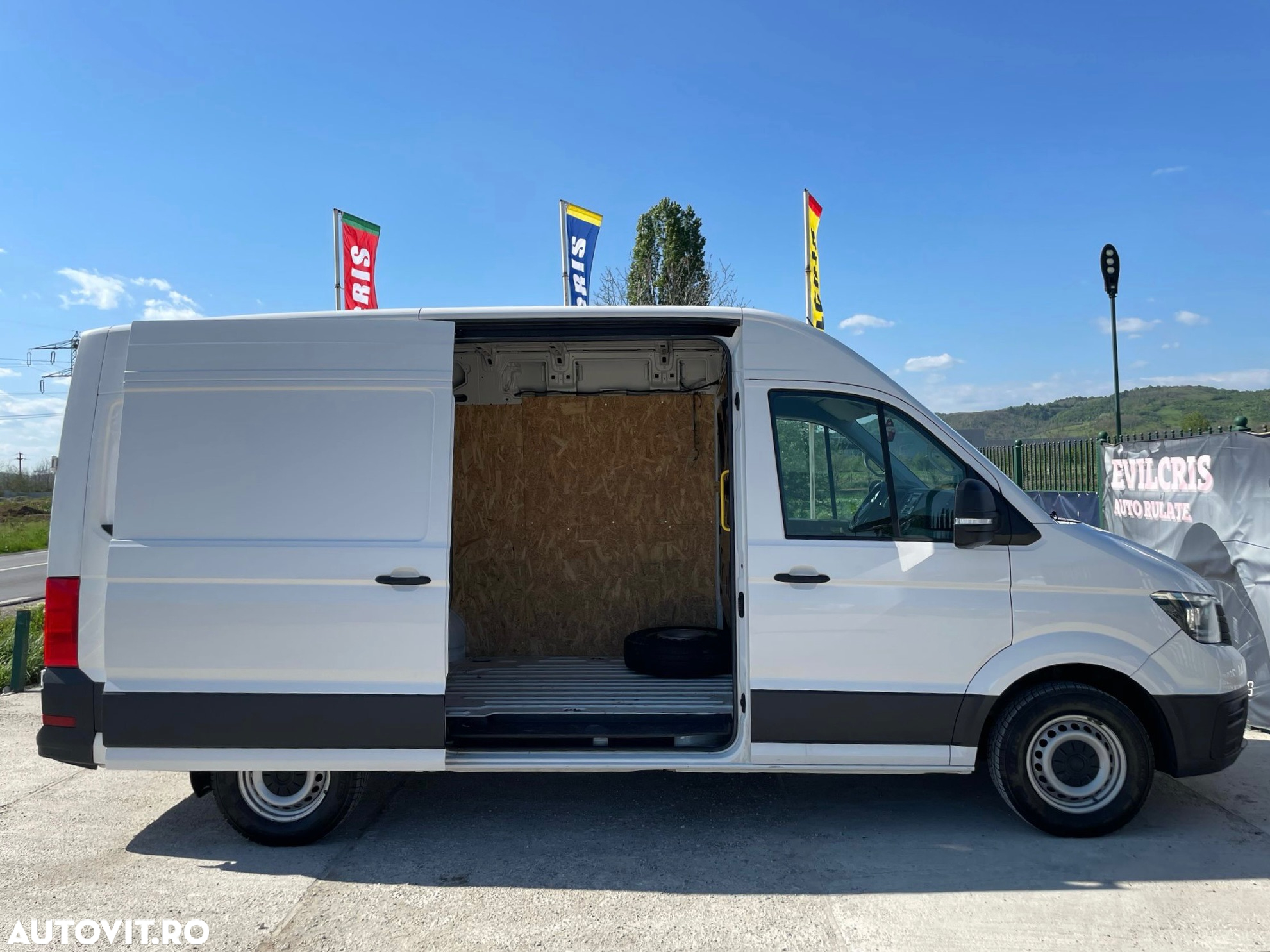 Volkswagen Crafter L3H3 - 13
