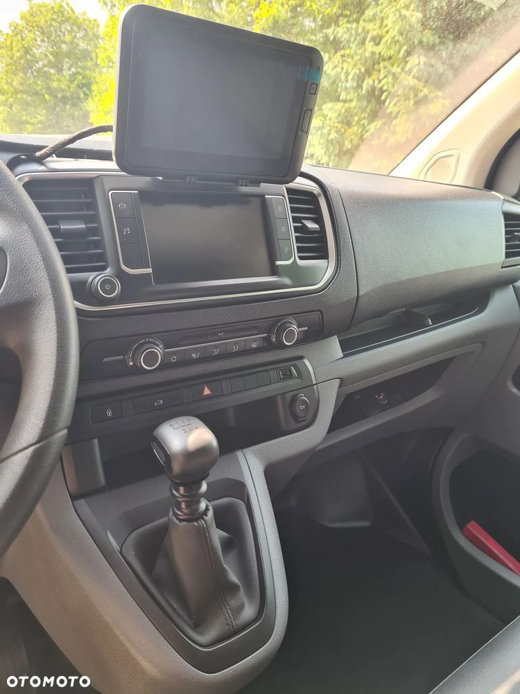 Opel Vivaro - 14