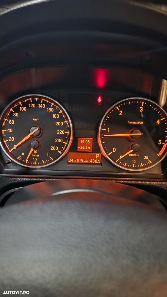 BMW 3 Series 2011 — imagine 12