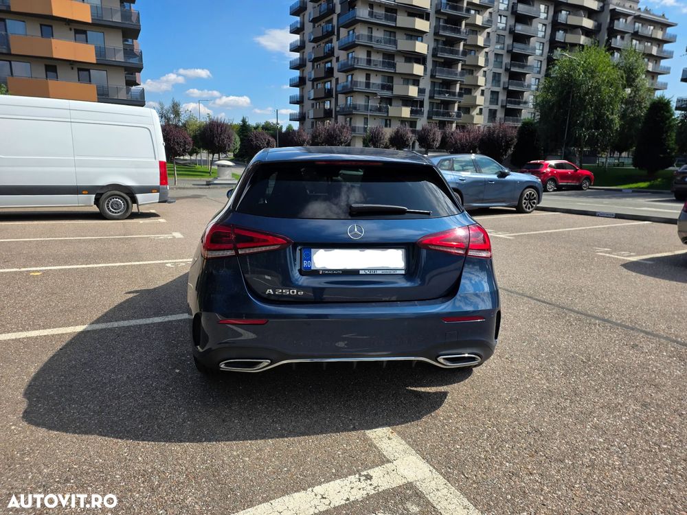 Mercedes-Benz A 250 - 4